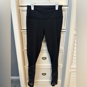 Victoria sport leggings Size Small / Lace sides and bottoms